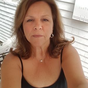 Meet your Posher, Paula